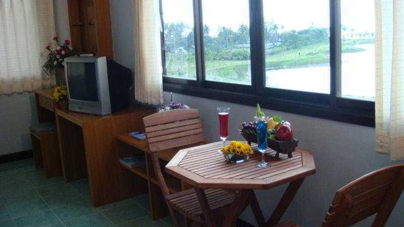 วี เจ เบดแอนด์เบรคฟาสต์ Aparthotel หาดคลองพร้าว ภายนอก รูปภาพ