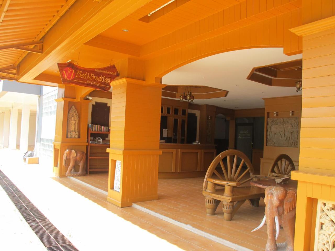 วี เจ เบดแอนด์เบรคฟาสต์ Aparthotel หาดคลองพร้าว ภายนอก รูปภาพ