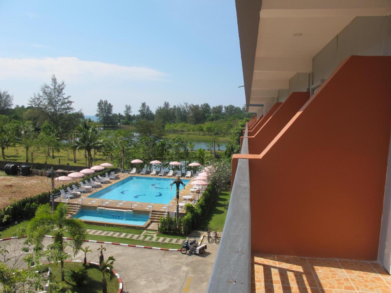 วี เจ เบดแอนด์เบรคฟาสต์ Aparthotel หาดคลองพร้าว ภายนอก รูปภาพ