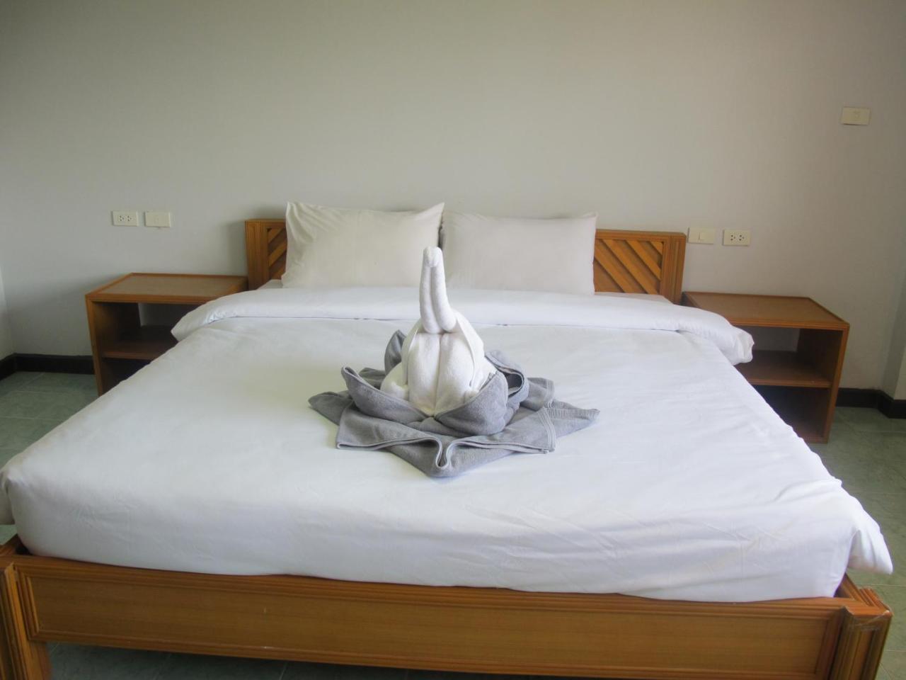 วี เจ เบดแอนด์เบรคฟาสต์ Aparthotel หาดคลองพร้าว ภายนอก รูปภาพ